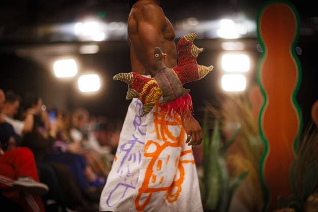 MELBOURNE FASHION WEEK 2025, A model walks the Ganbu Marra Runway during Melbourne Fashion Week at Hotel Melbourne, Melbourne, Monday, October 20, 2025. ( NO ARCHIVING MELBOURNE VICTORIA AUSTRALIA  Copyright: xNADIRxKINANIx 20251020143808219133