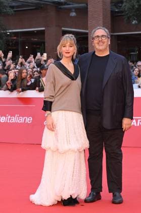 20th Rome Film Festival, Italy - 20 Oct 2025 Jennifer Lawrence with Salvatore Nastasi arrive for the screening of the movie Die My Love at the 20th annual Rome Film Fest, in Rome, Italy, 20 October 2025., Credit:Maria Laura Antonelli Avalon Italia, Rome  Copyright: xMariaxLauraxAntonellix xAvalonx 1046962410