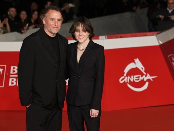 Roma Cinema Fest 2025, evening 6 - red carpet for the film NOUVELLE VAGUE. Pictured: Richard Linklater with his daughter.  Copyright: xMarcoxProvvisionatox xipa-agency.netx xDxAvanzo Landi Provvisionatox IPA_Agency_IPA66860553