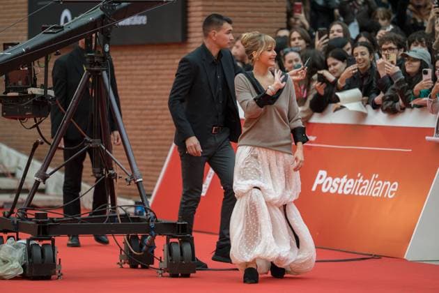 Die My Love - Red Carpet - The 20th Rome Film Festival Jennifer Lawrence attends the Die My Love red carpet during the 20th Rome Film Festival at Auditorium Parco Della Musica in Rome, Italy, on October 20, 2025. Rome Italy  Copyright: xLucaxCarlinox originalFilename: carlino-notitle251020_np4Of.jpg