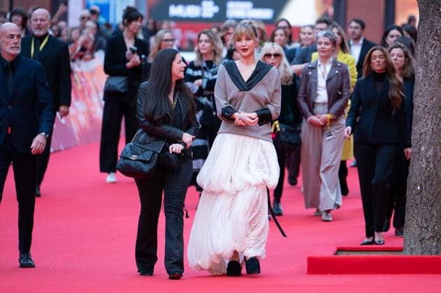 Die My Love Red Carpet - The 20th Rome Film Festival Jennifer Lawrence attends the Die My Love red carpet during the 20th Rome Film Festival at Auditorium Parco Della Musica in Rome, Italy, on October 20, 2025. Rome Italy  Copyright: xMassimoxValicchiax originalFilename: valicchia-notitle251020_np3Mm.jpg