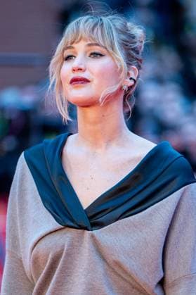 Die My Love Red Carpet - The 20th Rome Film Festival Jennifer Lawrence attends the Die My Love red carpet during the 20th Rome Film Festival at Auditorium Parco Della Musica in Rome, Italy, on October 20, 2025. Rome Italy  Copyright: xMassimoxValicchiax originalFilename: valicchia-notitle251020_npou4.jpg