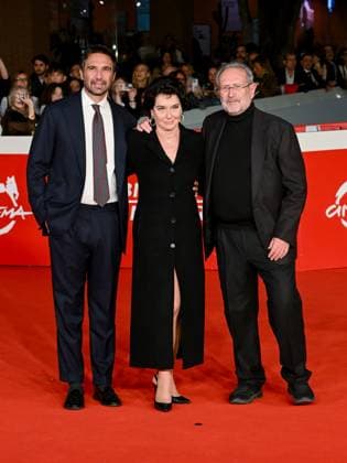 Rome Cinema Fest 2025, evening 6 - Red Carpet for the film Anna. Pictured are Massimiliano di Lodovico, Monica Guerritore, and Roberto Zaccaria.  Copyright: xMaurizioxD Avanzox xipa-agency.netx xDxAvanzo Landi Provvisionatox IPA_Agency_IPA66868458