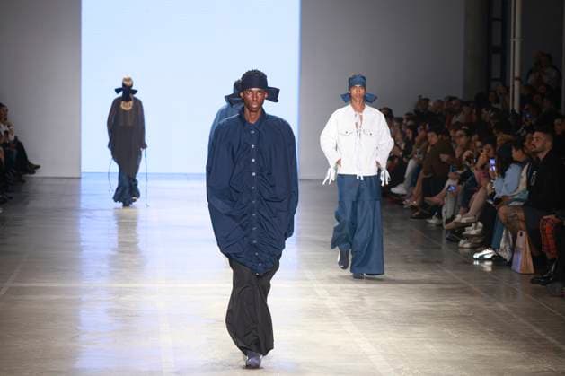 Martins fashion show at SPFW No. 60 in Sao Paulo Sao Paulo (SP), 10 20 2025 - fashion show Martins - Martins fashion show, at Sao Paulo Fashion Week - SPFW N60, at Pacubra in Ibirapuera Park in Sao Paulo, this Monday, October 20, 2025. (Foto: Leco Viana Thenews2 imago images) Martins fashion show at SPFW No. 60 in Sao Paulo  Copyright: xLecoxVianax