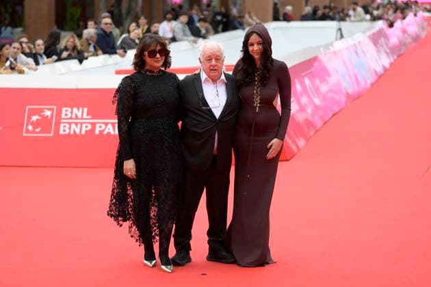 October 20, 2025, Rome, Italy: Zahara Moufid (l) Jim Sheridan (c) and Amira Cloudagh Sheridan (r) attend the red carpet of movie Re-Creation during the Rome Film Fest 2025 at Auditorium Parco della Muisca. Rome Italy - ZUMAs197 20251020_aaa_s197_203 Copyright: xMarioxCartellix