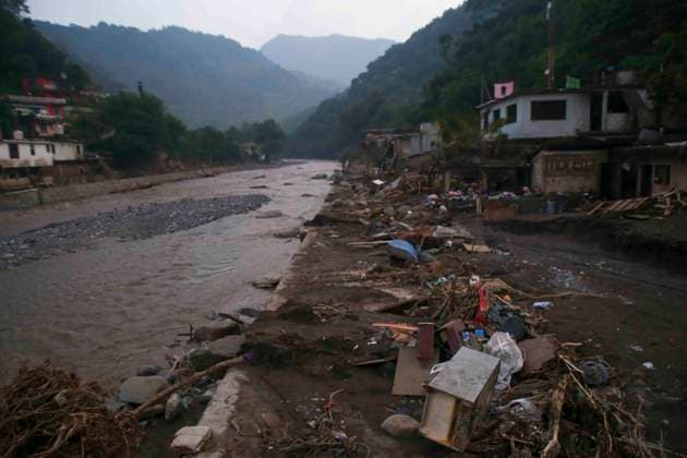 October 20, 2025, Mexico City, Mexico City, Mexico: Damage caused by Hurricane Priscila in the municipality of Huehuetla in the OtomoÂ­ Tepehua mountain range, one of the most affected municipalities in the state of Hidalgo, due to its proximity to the Pantepec River, houses completely filled with mud and cars buried. Mexico City Mexico - ZUMAs310 20251020_zip_s310_002 Copyright: xLuisxExSalgadox