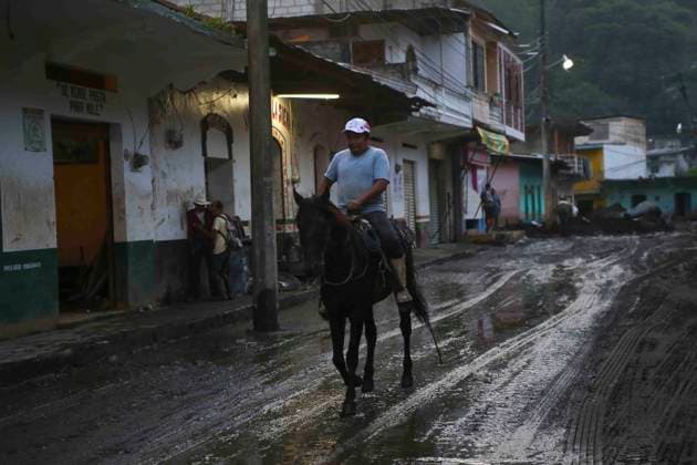 October 20, 2025, Mexico City, Mexico City, Mexico: Damage caused by Hurricane Priscila in the municipality of Huehuetla in the OtomoÂ­ Tepehua mountain range, one of the most affected municipalities in the state of Hidalgo, due to its proximity to the Pantepec River, houses completely filled with mud and cars buried. Mexico City Mexico - ZUMAs310 20251020_zip_s310_012 Copyright: xLuisxExSalgadox