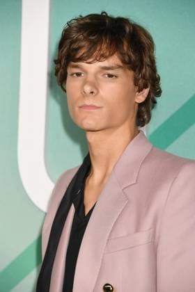 LOS ANGELES, CA - OCTOBER 20: Mason Thames at Paramount Pictures Los Angeles premiere of Regretting You at the Paramount Theater in Los Angeles, California on October 20, 2025. Copyright: xJeffreyxMayerx