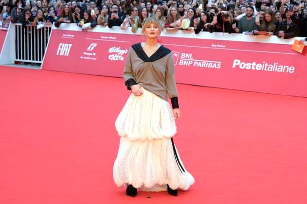 Jennifer Lawrence at the premiere of the feature film Die My Love at the 20th International Film Festival of Rome Festa del Cinema di Roma 2025 at the Auditorium Parco della Musica Rome, 20 10 2025 Foto:xA.xM.xTinghinox xFuturexImagex lawrence_5035