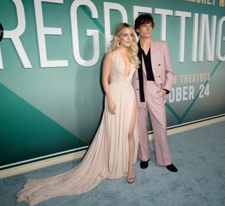 Regretting You Premiere - Los Angeles, USA LOS ANGELES, USA. October 20, 2025: Mckenna Grace & Mason Thames at the premiere for Regretting You at the Paramount Theatre. Los Angeles CA USA  Copyright: xPaulxSmith Featureflashx