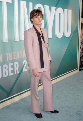 Regretting You Premiere - Los Angeles, USA LOS ANGELES, USA. October 20, 2025: Mason Thames at the premiere for Regretting You at the Paramount Theatre. Los Angeles CA USA  Copyright: xPaulxSmith Featureflashx