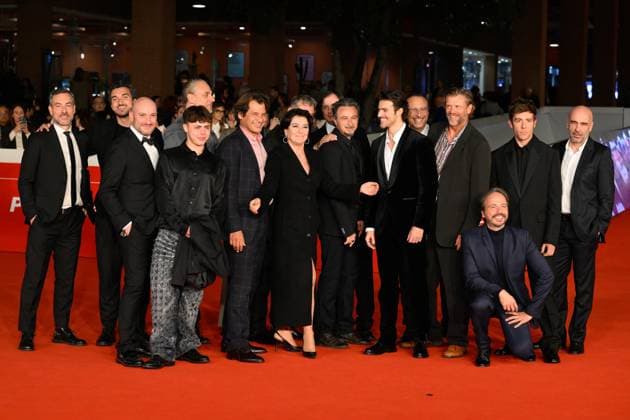 News - Rome Film Festival 2025 Diego Migeni, Matteo Cirillo, Nicolo Giacalone, Giorgio Fleretti, Massimiliano Vado, Giampiero Judica, Stefano Rossi Giordani, Monica Guerritore, Claudio Vanni, Cristiano Piacenti, Leonardo Buttaroni, Gian Maria Sainato, Marco Simeoli, Robert Madison, Alessandro Di Somma, Edoardo Purgatori and Antonio Zavatteri attend the red carpet of the movie Anna  during the 20th Rome Film Fest at Auditorium Parco della Musica on October 20, 2025 in Rome, Italy. Rome Auditorium Parco della Musica Italy Copyright: xFabrizioxCorradettix xLiveMediax LPN_2093299