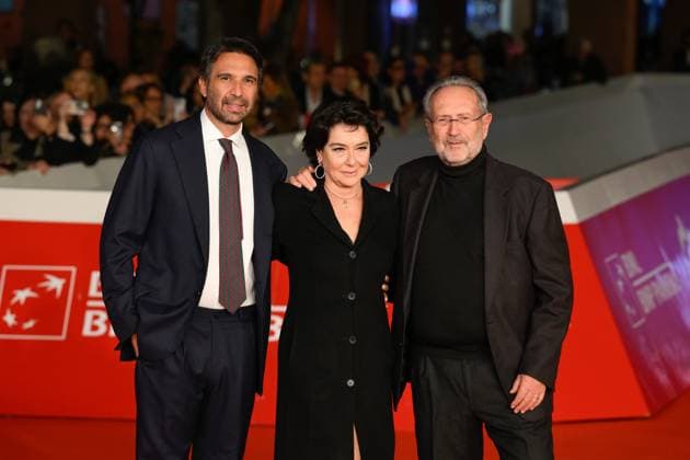 News - Rome Film Festival 2025 Massimiliano Di Lodovico, Monica Guerritore and Roberto Zaccaria attend the red carpet of the movie Anna  during the 20th Rome Film Fest at Auditorium Parco della Musica on October 20, 2025 in Rome, Italy. Rome Auditorium Parco della Musica Italy Copyright: xFabrizioxCorradettix xLiveMediax LPN_2093371