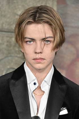 Mikkal Karim Fidler at the premiere of the HBO series It Welcome to Derry at Warner Bros Studio Gelnnde Burbank, 20 10 2025 Foto:xD.xStarbuckx xFuturexImagex it_5020