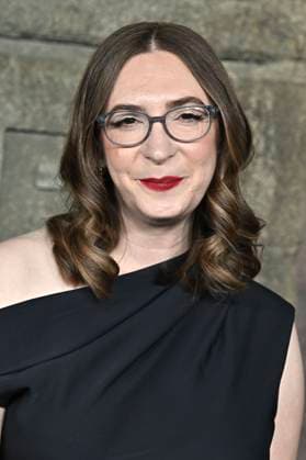 Esther Sokolow at the premiere of the HBO series It Welcome to Derry at Warner Bros Studio Gelnnde Burbank, 20 10 2025 Foto:xD.xStarbuckx xFuturexImagex it_5039