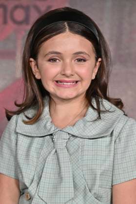 Matilda Legault at the premiere of the HBO series It Welcome to Derry at Warner Bros Studio Gelnnde Burbank, 20 10 2025 Foto:xD.xStarbuckx xFuturexImagex it_5042