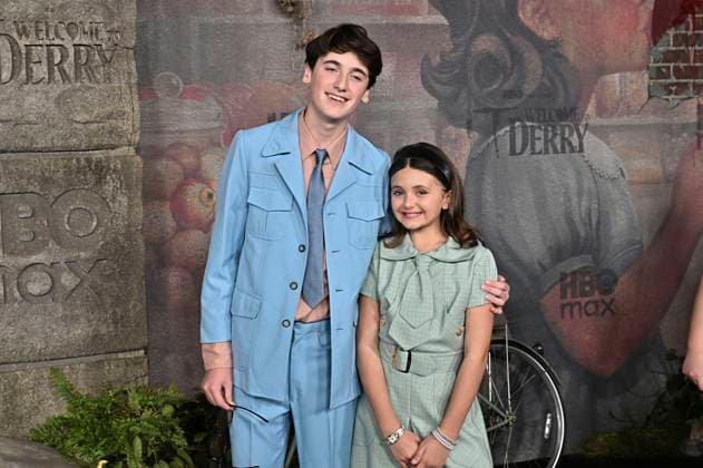 Jack Molloy Legault and Matilda Legault at the premiere of the HBO series It Welcome to Derry at Warner Bros Studio Gelnnde Burbank, 20 10 2025 Foto:xD.xStarbuckx xFuturexImagex it_5044