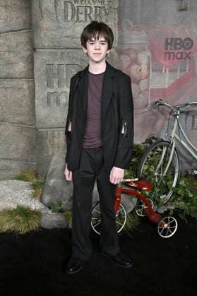 Miles Eckhart at the premiere of the HBO series It Welcome to Derry at Warner Bros Studio Gelnnde Burbank, 20 10 2025 Foto:xD.xStarbuckx xFuturexImagex it_5104
