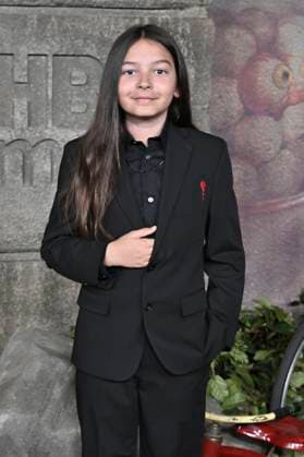 Tres Garcia at the premiere of the HBO series It Welcome to Derry at Warner Bros Studio Gelnnde Burbank, 20 10 2025 Foto:xD.xStarbuckx xFuturexImagex it_5069