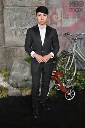 Nhut Le at the premiere of the HBO series It Welcome to Derry at Warner Bros Studio Gelnnde Burbank, 20 10 2025 Foto:xD.xStarbuckx xFuturexImagex it_5071