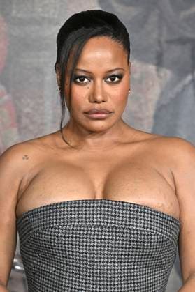 Taylour Paige at the premiere of the HBO series It Welcome to Derry at Warner Bros Studio Gelnnde Burbank, 20 10 2025 Foto:xD.xStarbuckx xFuturexImagex it_5088