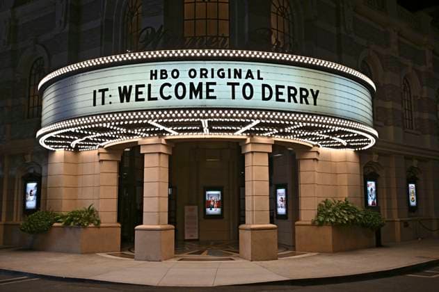 Premiere of the HBO series It Welcome to Derry at Warner Bros Studio Gelnnde Burbank, 20 10 2025 Foto:xD.xStarbuckx xFuturexImagex it_5151