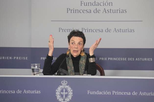 Press conference with Graciela Iturbide, Princess of Asturias Award for the Arts Photographer and Princess of Asturias Award for the Arts, Graciela Iturbide, during a press conference, at the Hotel Eurostars de La Reconquista, on October 21, 2025, in Oviedo, Asturias Spain 21 OCTOBER 2025 Oviedo, Asturias Oviedo, Asturias Spain Copyright: xJorgexPeteirox 7044663
