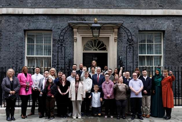 Prime Minister Keir Starmer hosts Pride of Britain Reception 21 10 2025. London, United Kingdom. Prime Minister Keir Starmer poses for a photo with award winners from the Pride of Britain in 10 Downing Street., Credit:Simon Dawson Avalon United Kingdom, Greater London, London, 10 Downing Street  Copyright: xSimonxDawsonx xAvalonx 1047185493