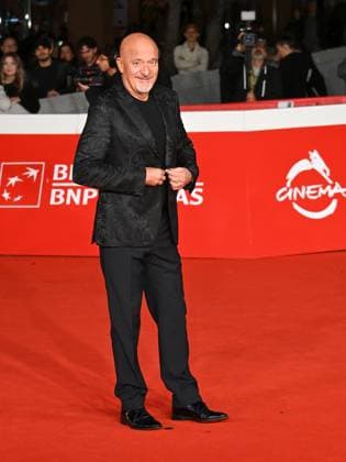 Rome Cinema Fest 2025, evening 7 - World s Best Movie red carpet. Pictured: Claudio Bisio  Copyright: xMaurizioxD Avanzox xipa-agency.netx xDxAvanzo Provvisionatox IPA_Agency_IPA66900560