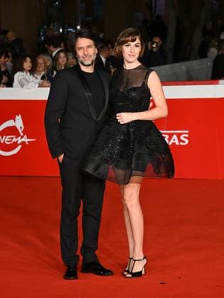 Rome Cinema Fest 2025, evening 7 - World s Best Movie red carpet. Pictured: Diana Del Bufalo with her boyfriend Patrizio  Copyright: xMaurizioxD Avanzox xipa-agency.netx xDxAvanzo Provvisionatox IPA_Agency_IPA66900367