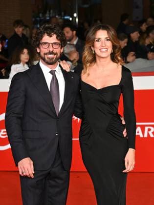 Rome Cinema Fest 2025, evening 7 - World s Best Movie red carpet. Pictured: Francesco Montanari with his wife Federica Sorino  Copyright: xMaurizioxD Avanzox xipa-agency.netx xDxAvanzo Provvisionatox IPA_Agency_IPA66900461
