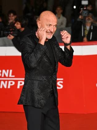 Rome Cinema Fest 2025, evening 7 - World s Best Movie red carpet. Pictured: Claudio Bisio  Copyright: xMaurizioxD Avanzox xipa-agency.netx xDxAvanzo Provvisionatox IPA_Agency_IPA66900577