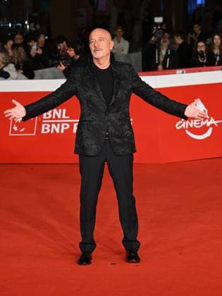 Rome Cinema Fest 2025, evening 7 - World s Best Movie red carpet. Pictured: Claudio Bisio  Copyright: xMaurizioxD Avanzox xipa-agency.netx xDxAvanzo Provvisionatox IPA_Agency_IPA66900591