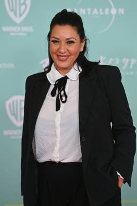 Jasmin SHAKERI actress , single picture,cropped single motif,half figure,half figure world premiere of NO HIT WONDER on 21 10 2025 at Mathaeser Kino in Munich
