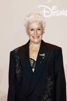 Glenn Close at the photocall for the All s Fair Disney Premiere at Maison de la Chimie in Paris, France, October 21, 2025 Cyril Moreau Bestimage All s Fair Disney Premiere at Maison de La Chimie on October 21, 2025 in Paris, France Paris France  Copyright: xCYRILxMOREAUx xBESTIMAGExCYRILxMOREAUx xBESTIMAGEx