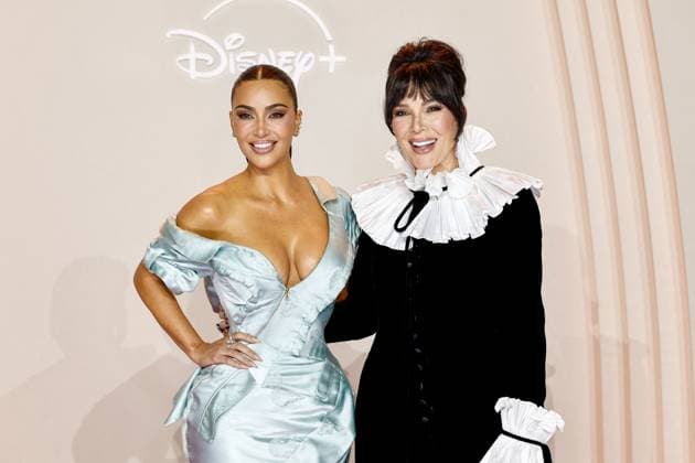 Kim Kardashian and her mother Kris Jenner at the photocall for the All s Fair Disney Premiere at Maison de la Chimie in Paris, France on October 21, 2025 Cyril Moreau Bestimage All s Fair Disney Premiere at Maison de La Chimie on October 21, 2025 in Paris, France Paris France  Copyright: xCYRILxMOREAUx xBESTIMAGExCYRILxMOREAUx xBESTIMAGEx