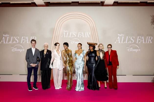 Craig Erwich, Glenn Close, Sarah Paulson, Teyana Taylor, Kim Kardashian, Niecy Nash Betts, Naomi Watts and Hélène Etzi at the photocall of the All s Fair Disney Premiere at Maison de la Chimie in Paris, France on October 21, 2025 Cyril Moreau Bestimage All s Fair Disney Premiere at Maison de La Chimie on October 21, 2025 in Paris, France Paris France Copyright: xCYRILxMOREAUx xBESTIMAGExCYRILxMOREAUx xBESTIMAGEx