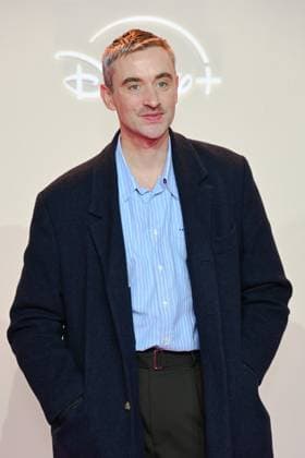 Premiere de la serie All s Fair Disney a Paris Guillaume Henry attends the All s Fair Disney Premiere at Maison de La Chimie on October 21, 2025 in Paris 449906 2025 10 21 Paris France  Copyright: xLionelxGuericolasx xStarfacex STAR_449906_002
