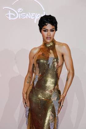 Premiere de la serie All s Fair Disney a Paris Teyana Taylor attend the All s Fair Disney Premiere at Maison de La Chimie on October 21, 2025 in Paris 449906 2025 10 21 Paris France  Copyright: xLionelxGuericolasx xStarfacex STAR_449906_098