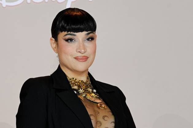 Premiere de la serie All s Fair Disney a Paris Camelia Jordana attend the All s Fair Disney Premiere at Maison de La Chimie on October 21, 2025 in Paris 449906 2025 10 21 Paris France  Copyright: xLionelxGuericolasx xStarfacex STAR_449906_109