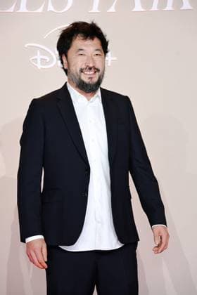 Premiere de la serie All s Fair Disney a Paris Pierre Sang attend the All s Fair Disney Premiere at Maison de La Chimie on October 21, 2025 in Paris 449906 2025 10 21 Paris France  Copyright: xLionelxGuericolasx xStarfacex STAR_449906_117