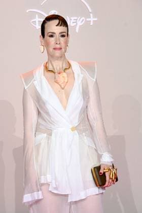 Premiere de la serie All s Fair Disney a Paris Sarah Paulson attend the All s Fair Disney Premiere at Maison de La Chimie on October 21, 2025 in Paris 449906 2025 10 21 Paris France  Copyright: xLionelxGuericolasx xStarfacex STAR_449906_129
