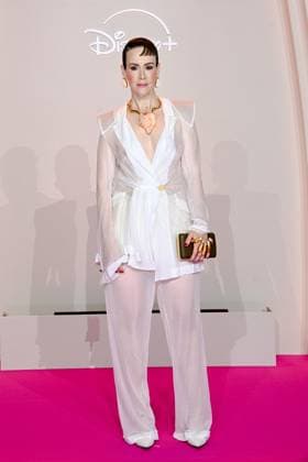 Premiere de la serie All s Fair Disney a Paris Sarah Paulson attend the All s Fair Disney Premiere at Maison de La Chimie on October 21, 2025 in Paris 449906 2025 10 21 Paris France  Copyright: xLionelxGuericolasx xStarfacex STAR_449906_139