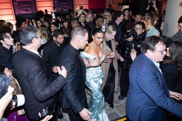Kim Kardashian Photocall of the All s Fair Disney Premiere at Maison de la Chimie in Paris, France on October 21, 2025 Cyril Moreau Bestimage All s Fair Disney Premiere at Maison de La Chimie on October 21, 2025 in Paris, France Paris France  Copyright: xCYRILxMOREAUx xBESTIMAGExCYRILxMOREAUx xBESTIMAGEx