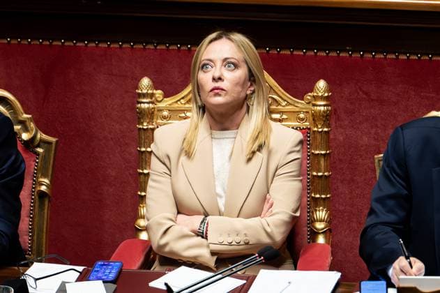 News Themen der Woche KW 43 Meloni Addresses Italian Senate Ahead of Key European Council Meeting Italy s Prime Minister Giorgia Meloni addresses the Italian Senate in Rome, Italy, on October 22, 2025, on the eve of a European Council. Rome Italy  Copyright: xMassimoxValicchiax originalFilename: valicchia-notitle251022_npDBu.jpg