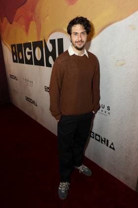 New York premiere of Focus Features Bugonia at the The Museum of Modern Art Featuring: Nat Wolff Where: Brooklyn, New York, United States When: 21 Oct 2025 Credit: Marion Curtis StarPix for Focus Features INSTARimages EDITORIAL USE ONLY. NOT FOR USE BY NEWSPAPERS BASED IN THE UK. Copyright: xx instar55200165