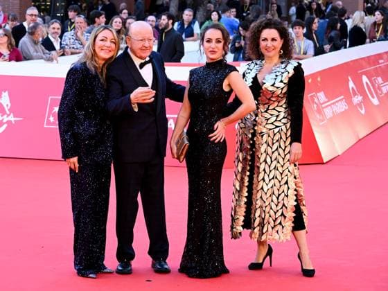 Roma Cinema Fest 2025 evening 8 - premiere TRIBUTE TO THE 80s AND 90s In the photo: Massimo Boldi with his daughters Manuela Boldi, Micaela Boldi, Marta Boldi  Copyright: xMaurizioxD Avanzox xipa-agency.netx xDxAvanzo Landi Provvisionatox IPA_Agency_IPA66938548