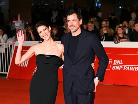Rome, Italy, Italy: Roma Cinema Fest 2025 day 8 - premiere of the film Elena Del Ghetto In the photo: Giulia Bevilacqua with her husband Nicola Capodanno Rome Italy  - ZUMAp169 20251022_zea_p169_1249 Copyright: xMaurizioxD Avanzox