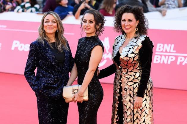 News - Festa del Cinema Roma 2025 - DAY 8 Marta Boldi, Micaela Boldi and Manuela Boldi attend the Tributes To The 80s And 90s red carpet during the 20th Rome Film Festival at Auditorium Parco Della Musica on October 22, 2025 in Rome, Italy. Rome Auditorium Parco della Musica Italy Copyright: xDomenicoxCippitellix xLiveMediax LPN_2095600