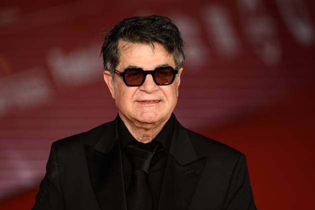 News - Festa del Cinema Roma 2025 - DAY 8 Jafar Panahi attend the Yek Tasadof-E Sade (It Was Just An Accident) red carpet during the 20th Rome Film Festival at Auditorium Parco Della Musica on October 22, 2025 in Rome, Italy. Rome Auditorium Parco della Musica Italy Copyright: xDomenicoxCippitellix xLiveMediax LPN_2095758